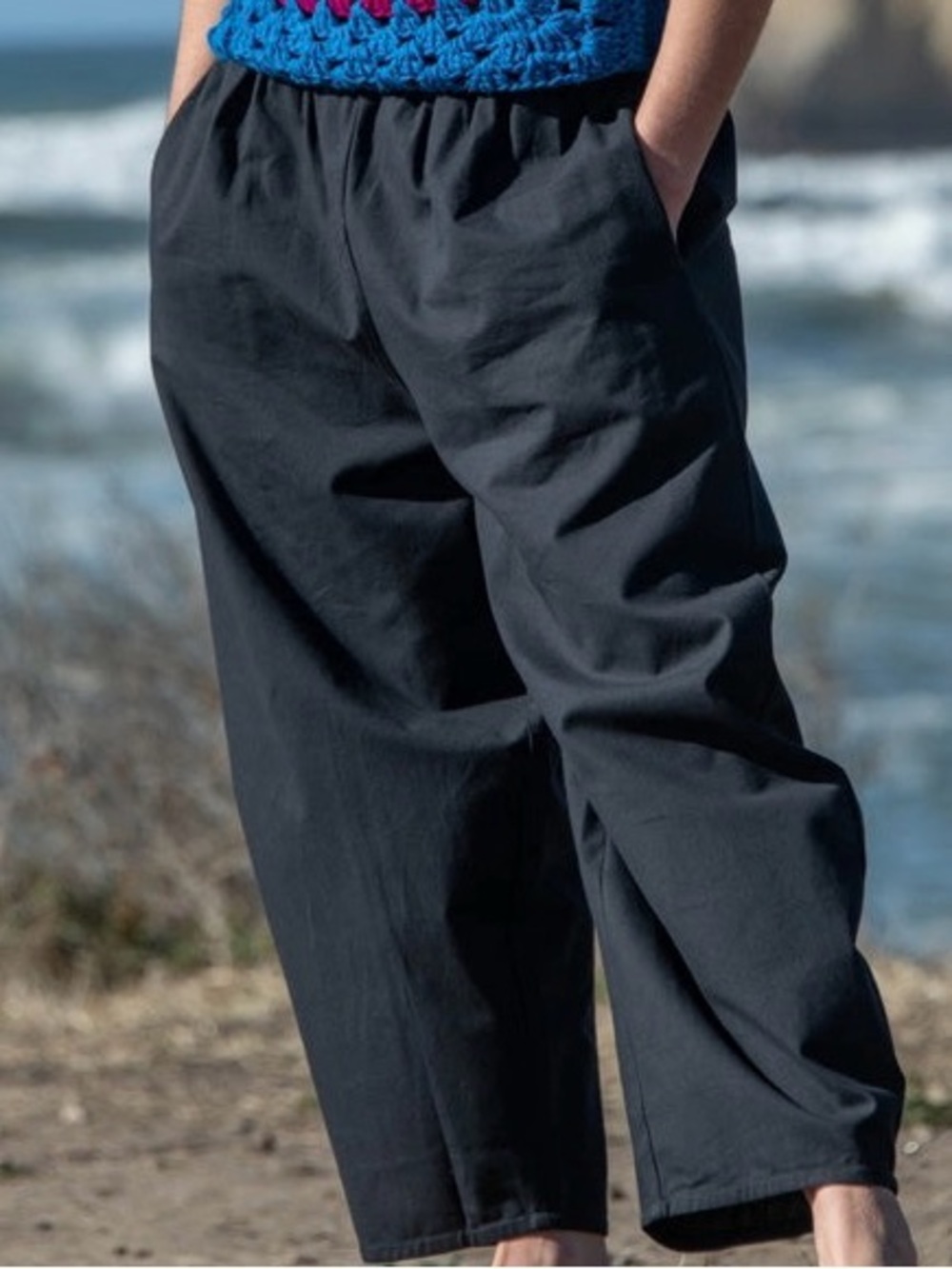 Zig Zag One Size Relaxed Black Cotton Barrel Pants, with side pockets NWT